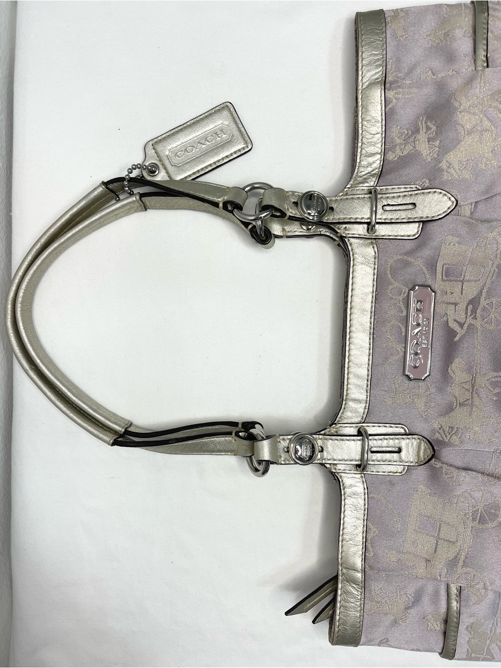 Coach Ashley Signature Horse & Carriage
Shoulder Bag A1163-F16881 EUC - Picture 11 of 17